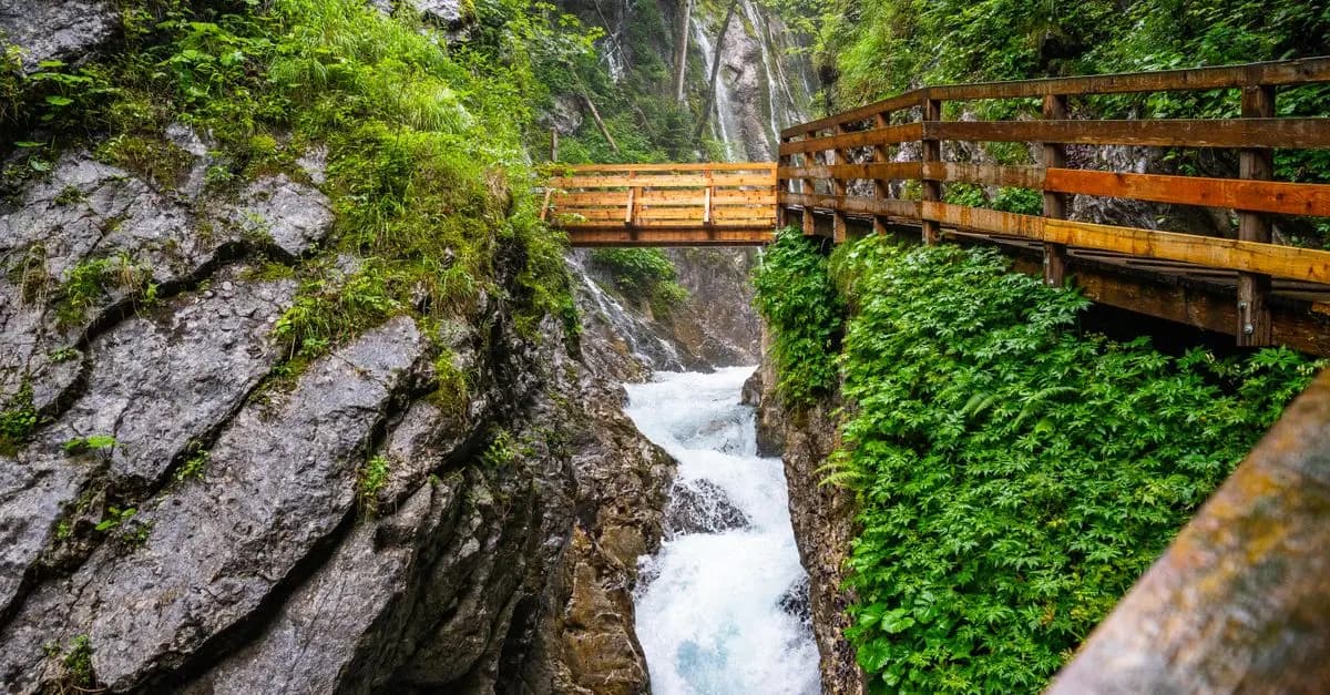 Guide pour Planifier une Expérience de Canyoning