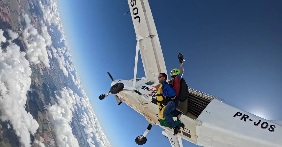 Comment Bien Préparer un Saut en Parachute